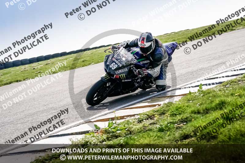 anglesey no limits trackday;anglesey photographs;anglesey trackday photographs;enduro digital images;event digital images;eventdigitalimages;no limits trackdays;peter wileman photography;racing digital images;trac mon;trackday digital images;trackday photos;ty croes
